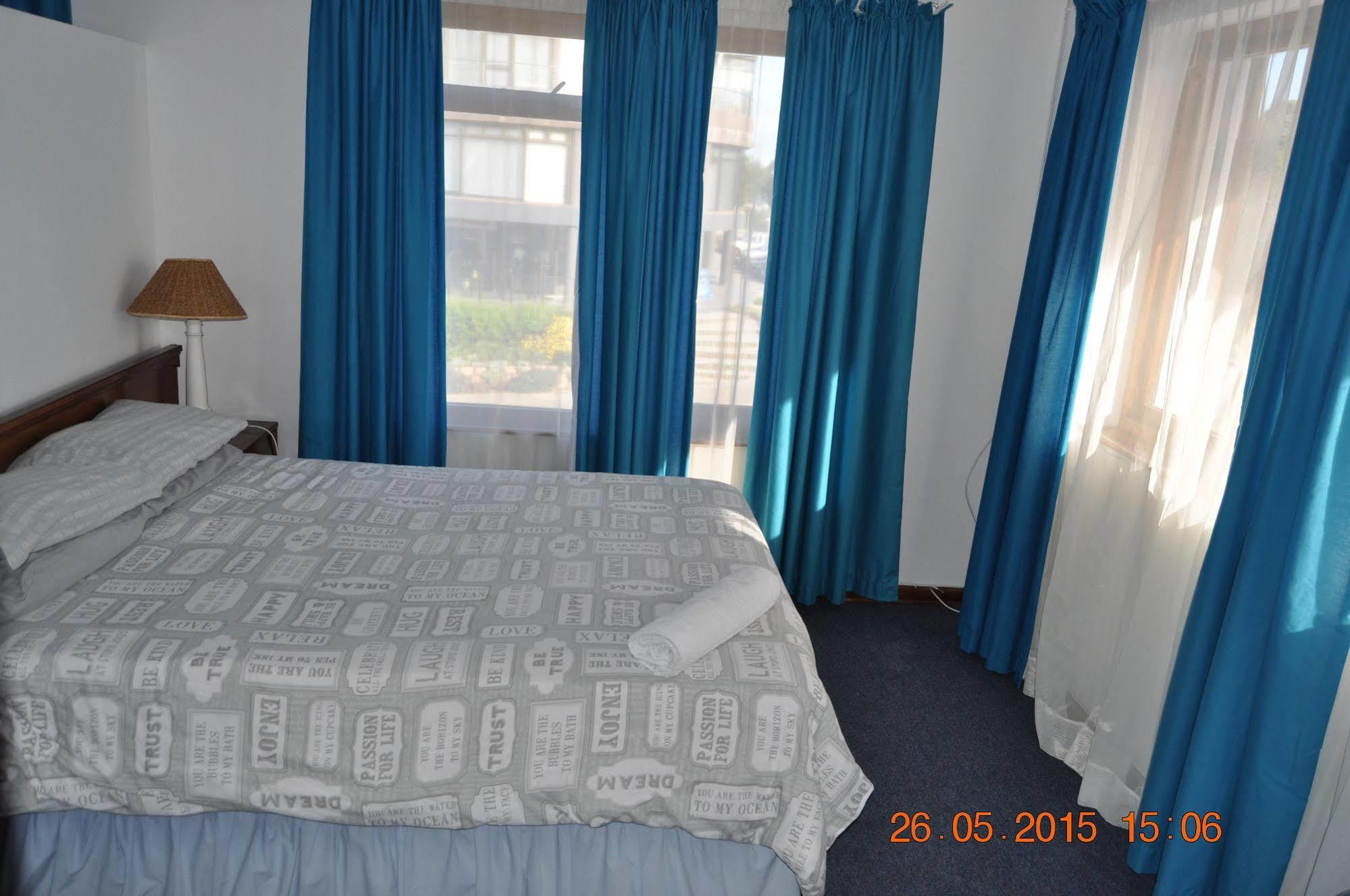 Backpacker Apartments Plettenberg Bay Zewnętrze zdjęcie