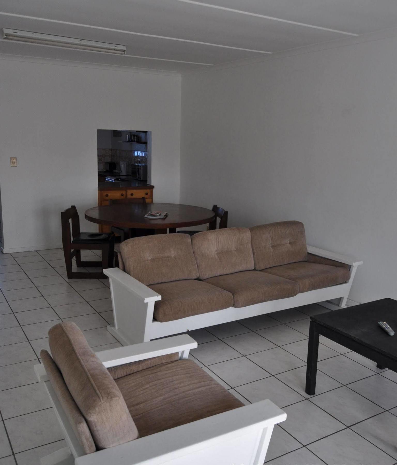 Backpacker Apartments Plettenberg Bay Zewnętrze zdjęcie