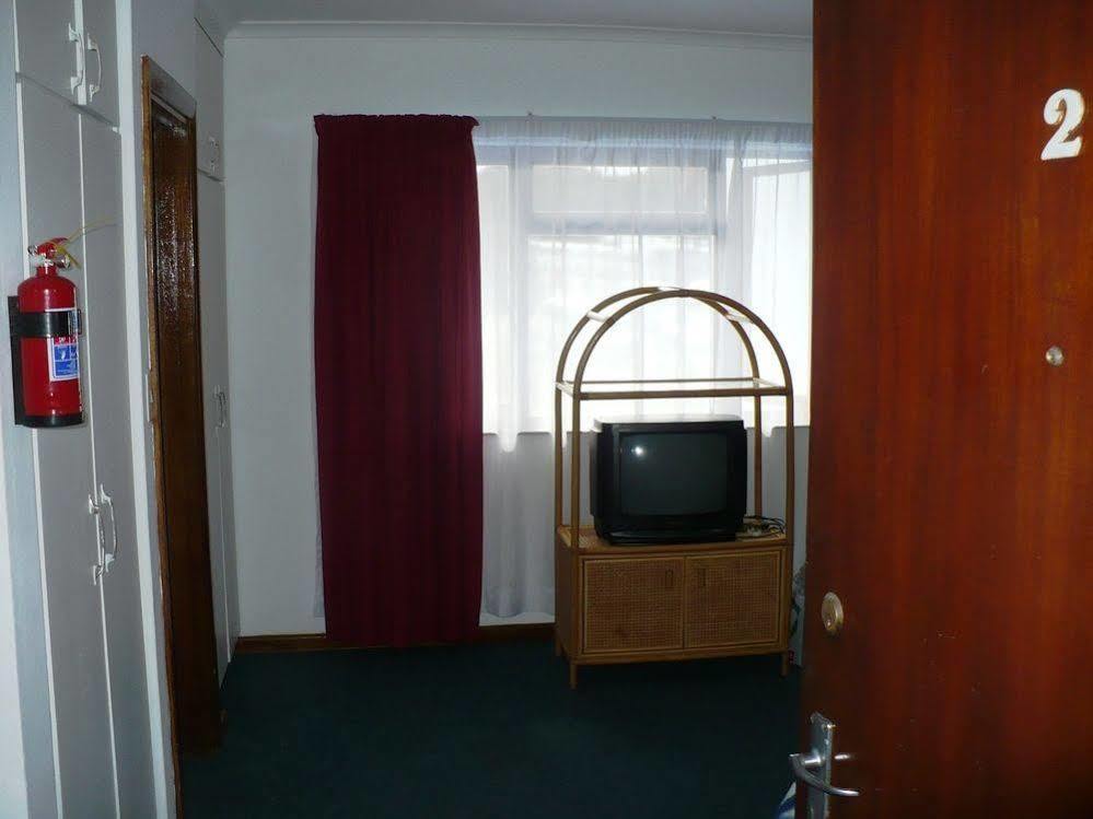 Backpacker Apartments Plettenberg Bay Zewnętrze zdjęcie