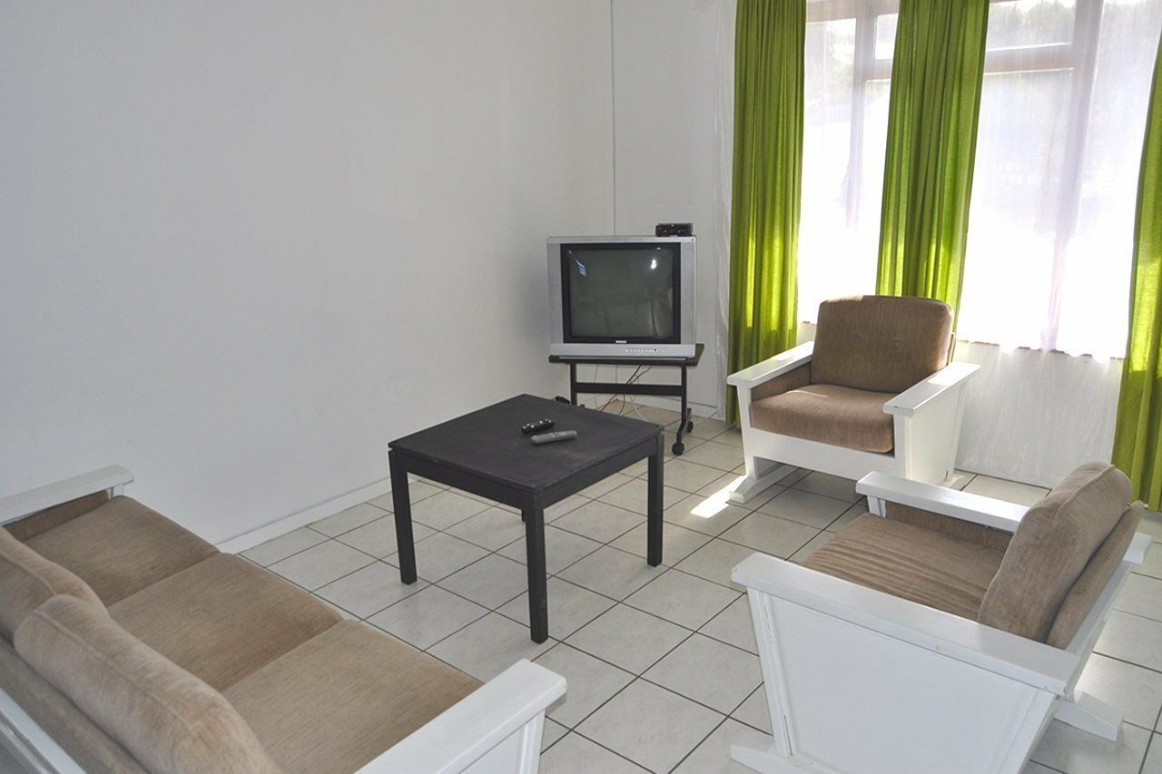 Backpacker Apartments Plettenberg Bay Zewnętrze zdjęcie