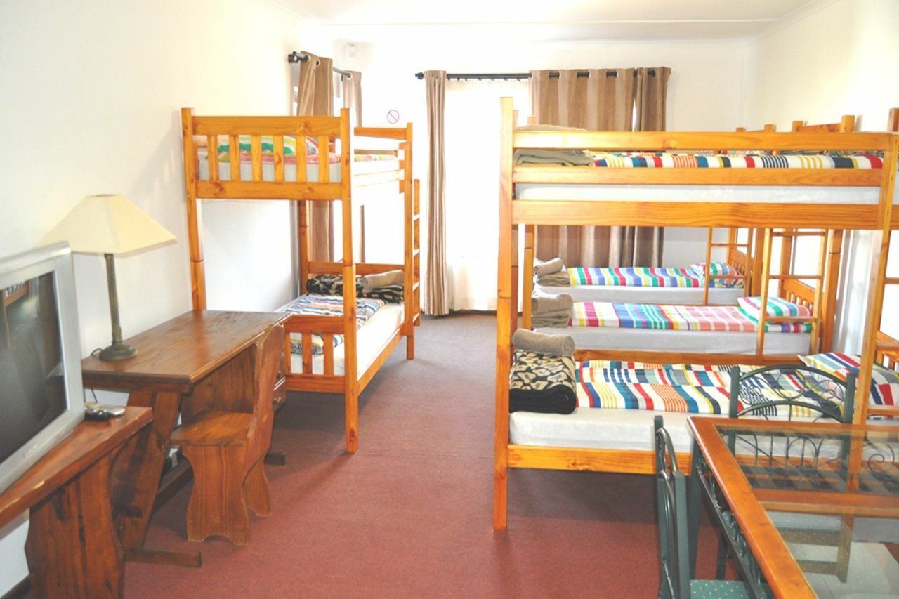 Backpacker Apartments Plettenberg Bay Zewnętrze zdjęcie
